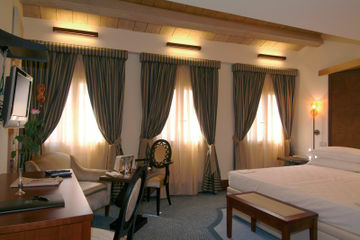 Hotel Dei Dragomanni
