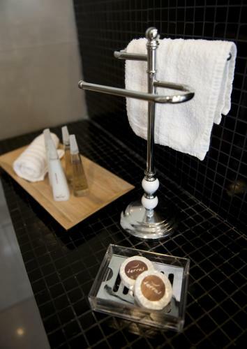 Hotel Terral Suites