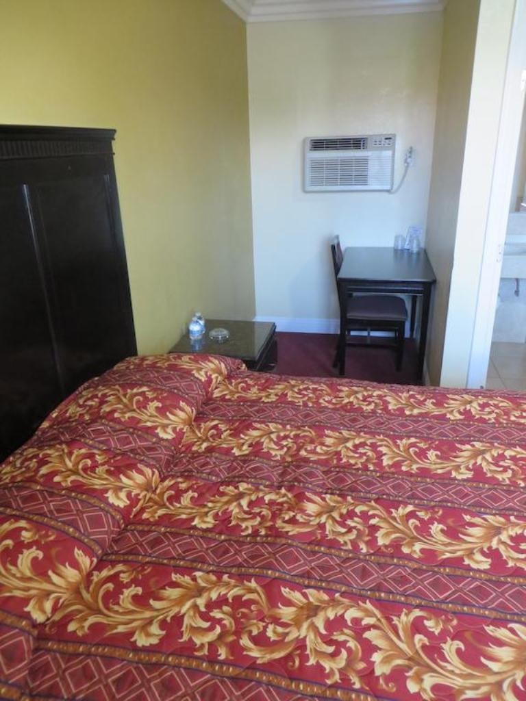 New Bay Motel