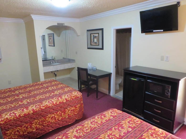 New Bay Motel