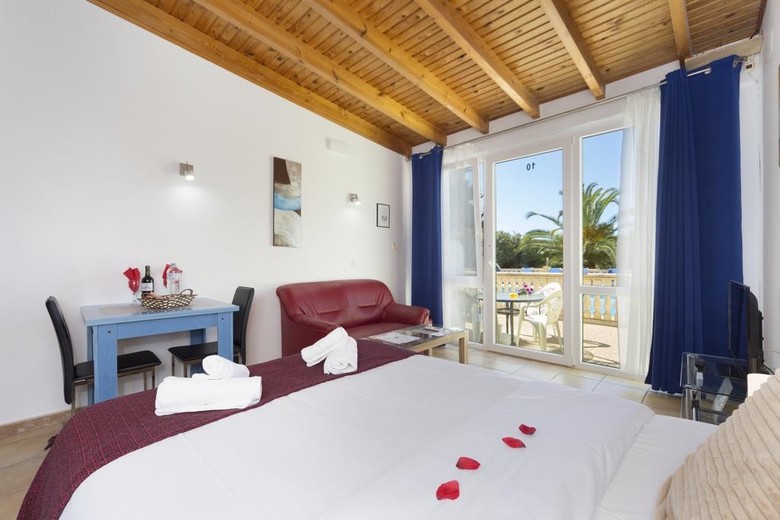 Aparthotel Carrio Sol