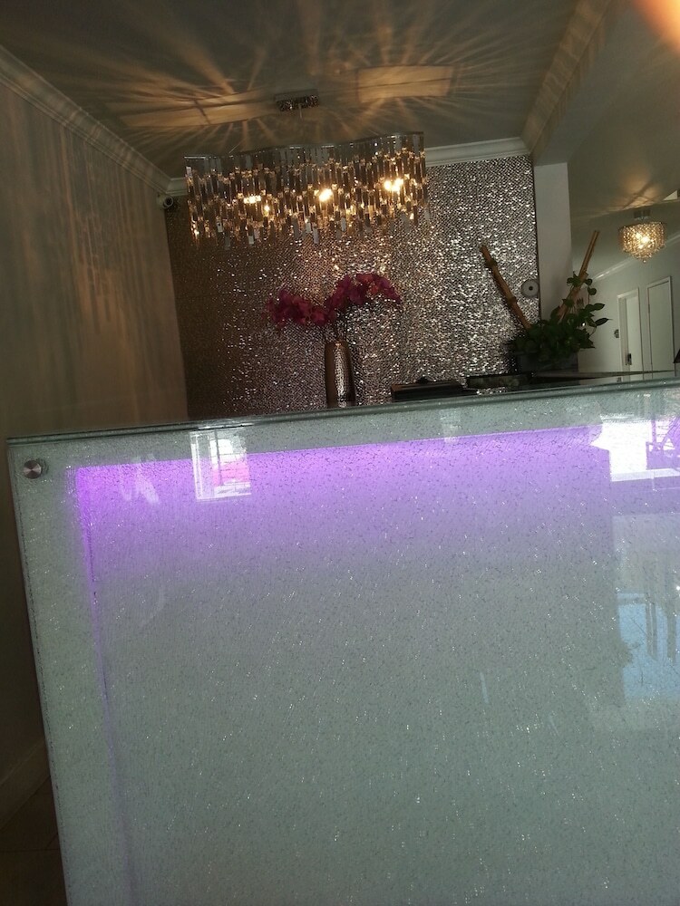 Hollywood Vip Hotel