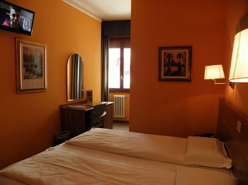 Hotel Corona