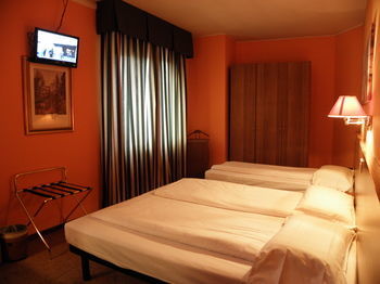 Hotel Corona