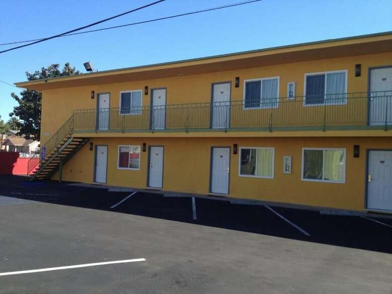 El Rancho Motel
