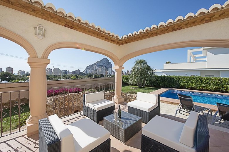 Villa Almendros