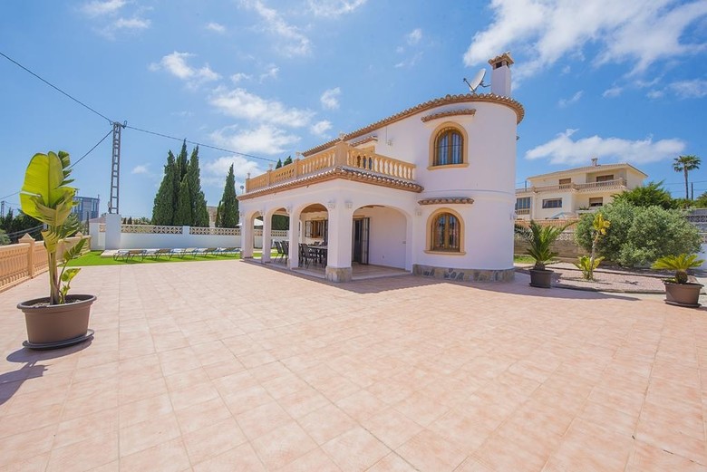 Villa Fuster