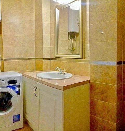 Lira Apartments