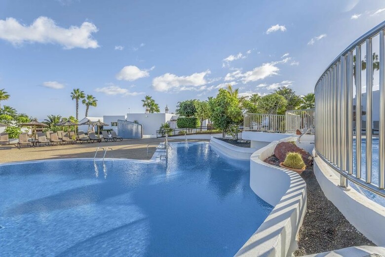 Apartamentos Jardines Del Sol