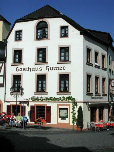 Hostal Gasthaus Huwer