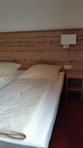 Hostal Hotel Alte Krone