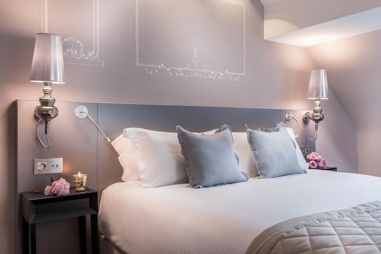 Hotel NH Paris Champs-elys�es