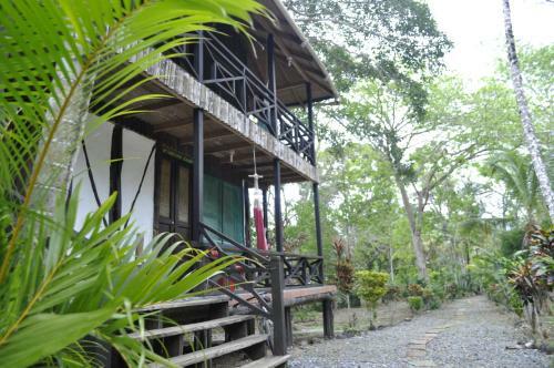 Lodge Acuali Ecohostal