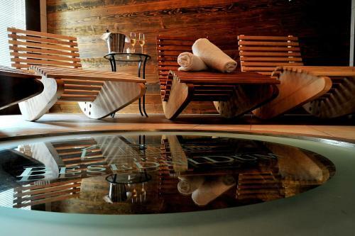 Wine & Wellness Hotel Besedn� D?m
