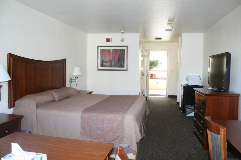 Motel Airport Inn