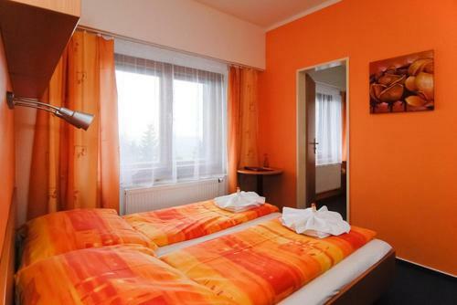 Relax Hotel B�ra
