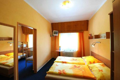 Relax Hotel B�ra
