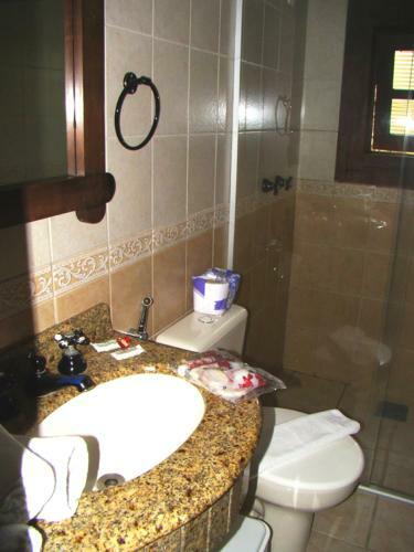 Hostal Pousada Georges Village