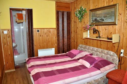 Hostal Pension Nika