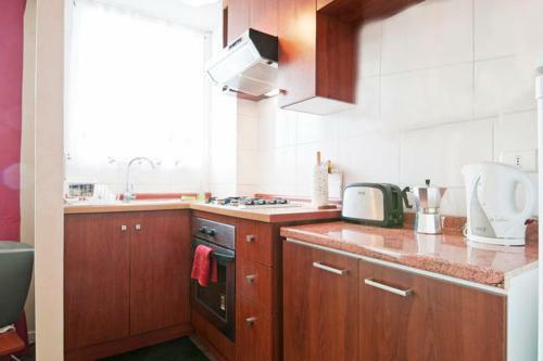R&r Apartment Suites