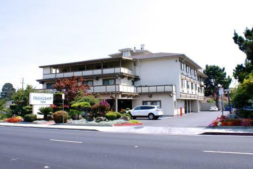 Hotel Friendship Inn