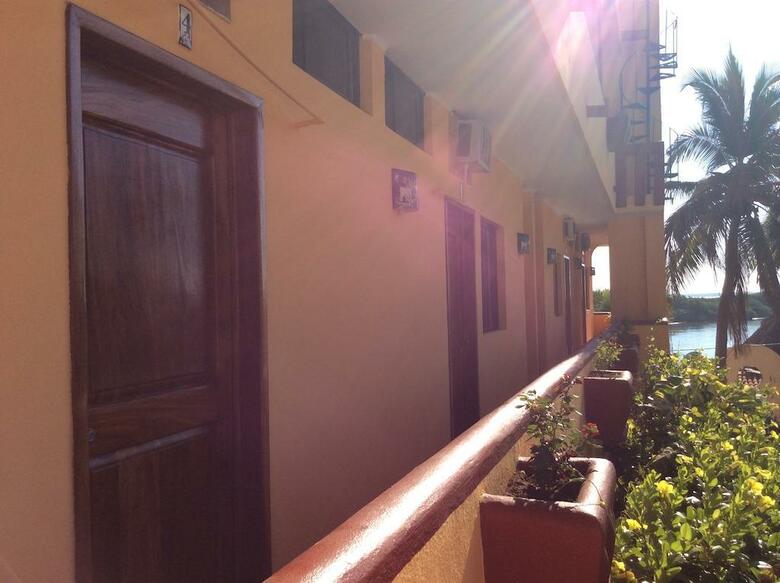 Hotel Joya Del Mar