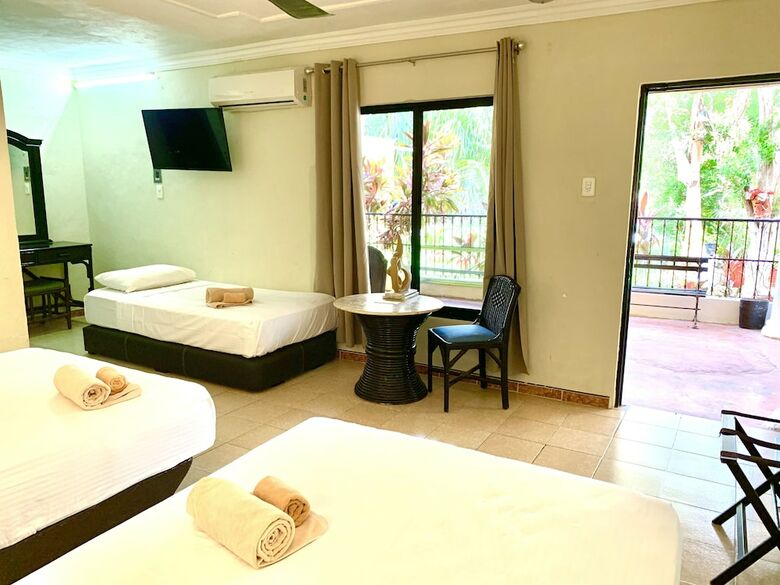 Hotel Green River
