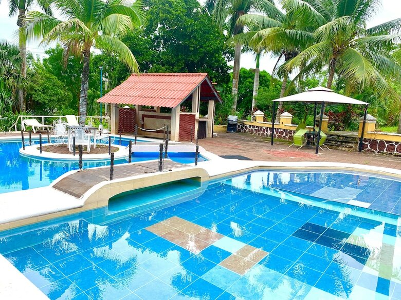 Hotel Green River