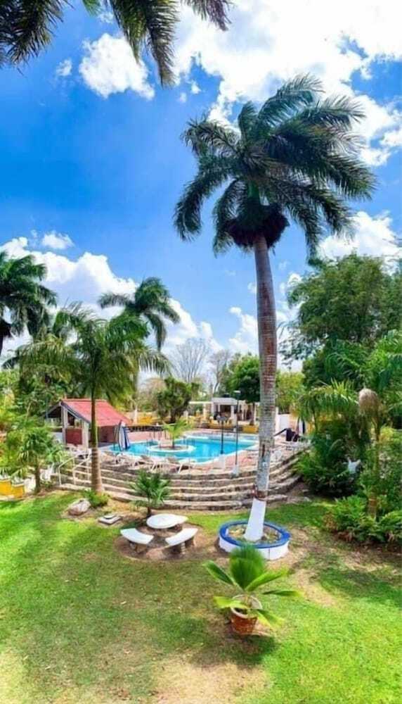 Hotel Green River