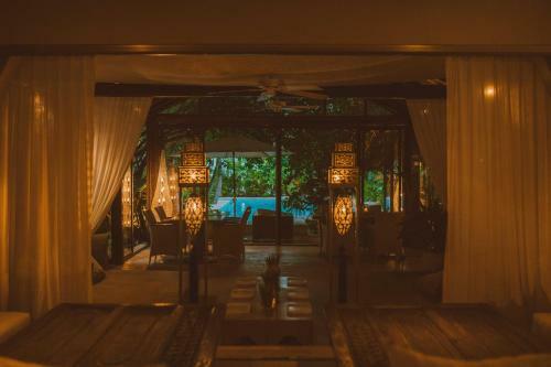 Jashita Hotel