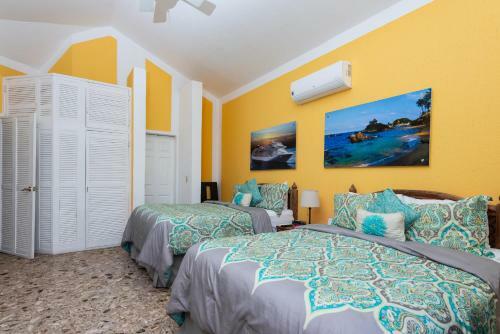 Marina View Villas