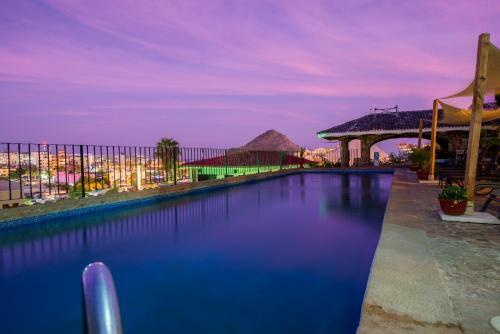 Marina View Villas