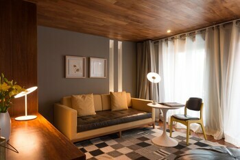 Hotel Dos Casas