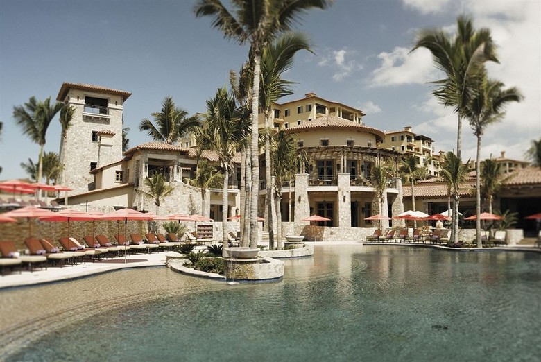 Hotel Hacienda Beach Club & Residences