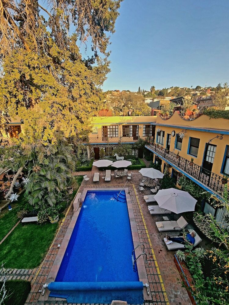 Hotel Hacienda De Las Flores