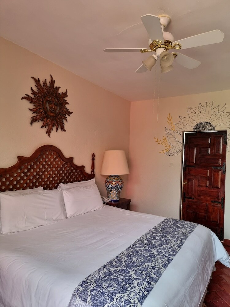 Hotel Hacienda De Las Flores