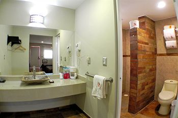 Hotel 5 Inn