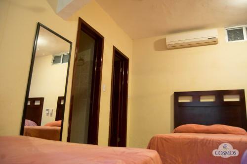 Hotel Cosmos