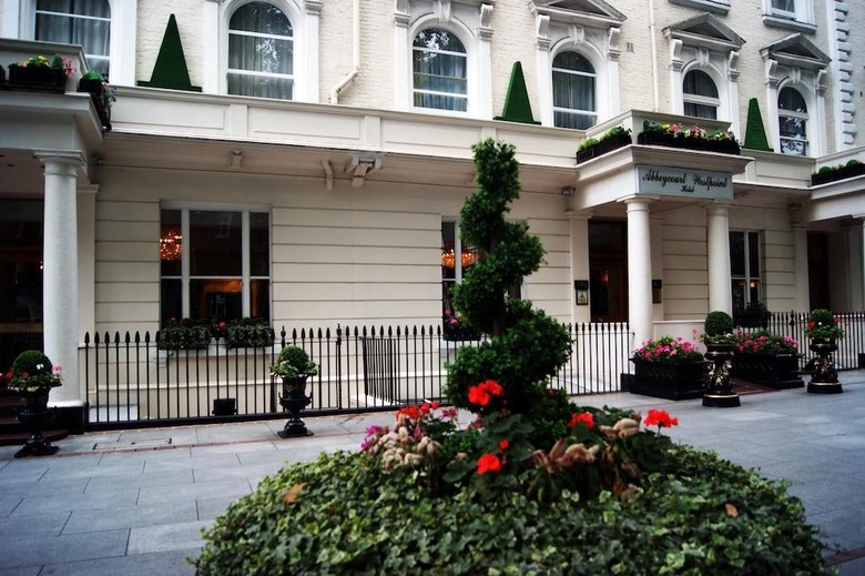 Abbey Court Hotel