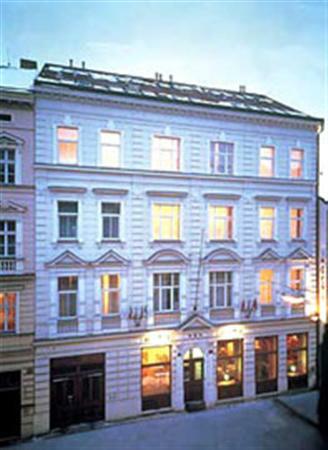 Hotel Julian