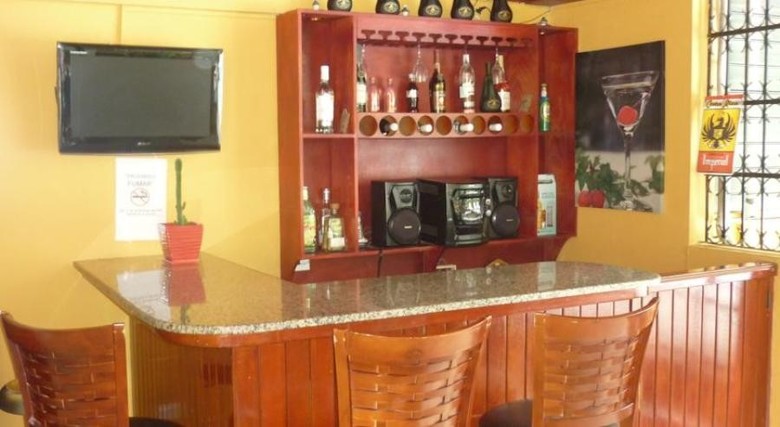 Hostal Cocos Inn