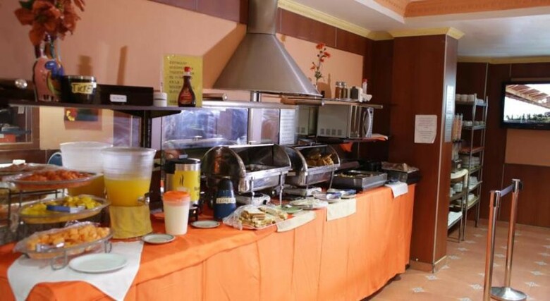 Hotel Cresta Inn