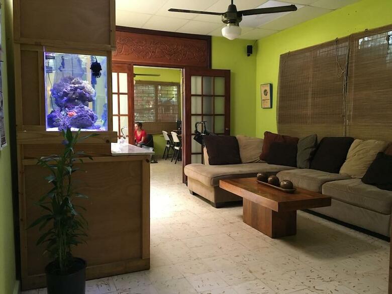 Panama House Bed & Breakfast