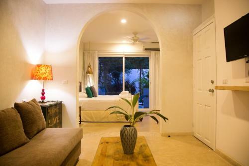Aparthotel Livetulum