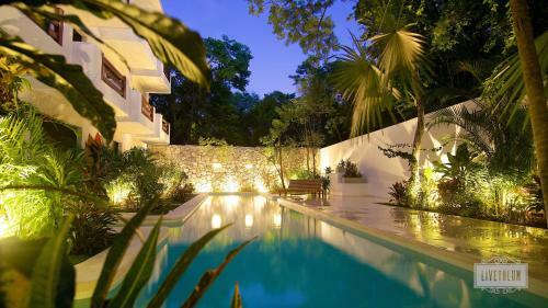 Aparthotel Livetulum