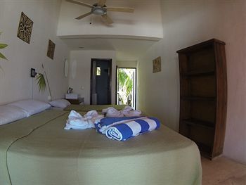 Hotel Playa Kin Ha