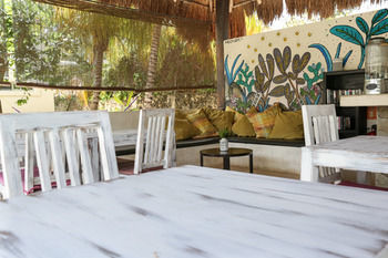Hotel Villas H2o