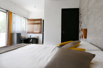 Hotel Villas H2o