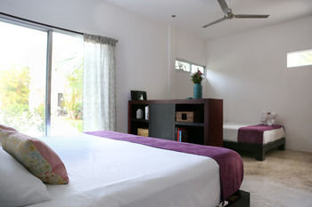 Hotel Villas H2o