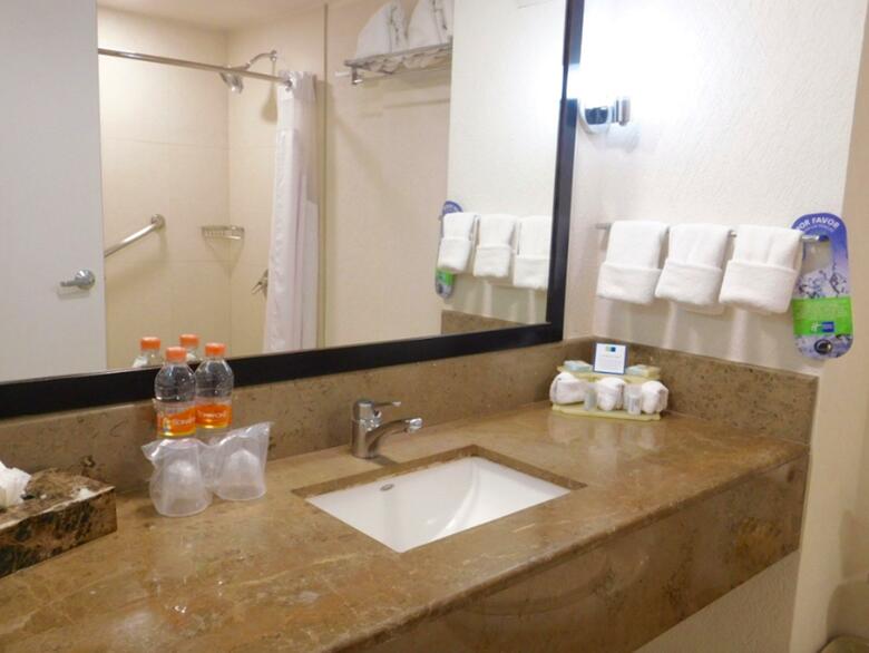 Hotel Holiday Inn Express Tuxtla Gutierrez La Marimba
